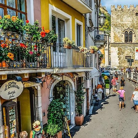 Casa Dionysius Lägenhet Taormina Exteriör bild