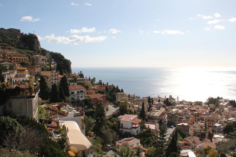 Casa Dionysius Lägenhet Taormina Exteriör bild